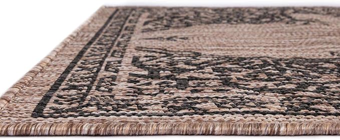 Unique Loom Outdoor Traditional Collection Area Rug - Antique (7' 10" x 10' Rectangle Beige/Black)