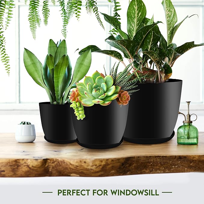 Utopia Home - Plant Pots Indoor with Drainage - 7/6.6/6/5.3/4.8 Inches Flower Pots for Indoor Planter - 5 Pack Plastic Planters - Ideal for Stocking Stuffers or Home Christmas Decorations - Black