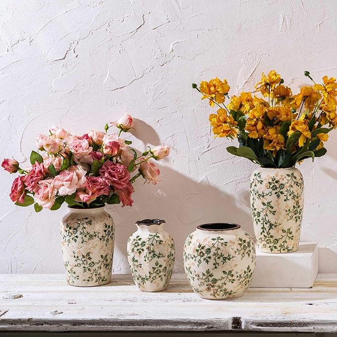 Vintage Pastoral Octagonal Vase, Green and Beige Retro Ceramic Flower Vases, Rustic Farmhouse Vases Chinoiserie Floral Small Vase for Home Decor, Living Room, Kitchen, Bedroom and Shelf 6.7 Inch