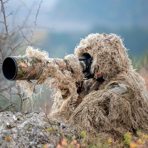 AUSCAMOTEK Ghillie Suit for Men Gilly Suit for Hunting Halloween Costume Airsoft Paintball Hood Rifle Wrap Included