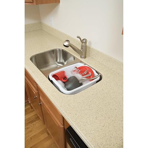Rubbermaid 15" White Dishpan, 15.6 Qt, 15.23" x 12.46" x 7.8"