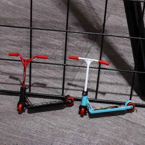 2Pcs Finger Scooter Mini Two Wheel Toys,Mini Scooters Finger Board Accessories,Tiny Trick Scooter for Party Favors,Finger Training,Birthday Gifts,Magic Kits and Accessories,Juggling Sets,
