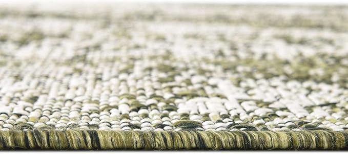 Unique Loom Outdoor Traditional Collection Area Rug - Valeria (5' 3" Octagon, Green/ Light Green)