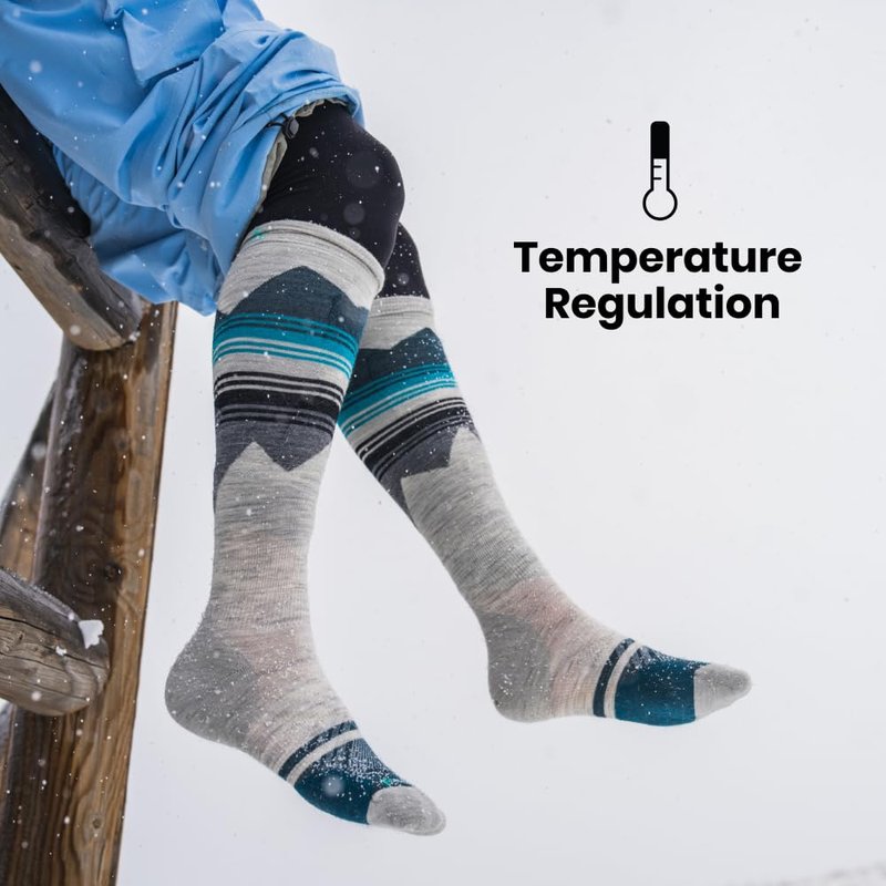 Smartwool Unisex Hike Light Cushion Striped Crew Socks (Toddler/Little Kid/Big Kid) Twilight Blue Large