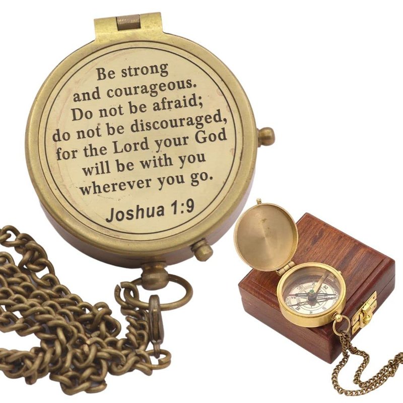 Solid Brass Directional Engraved Compass, Baptism Gifts for Boys Girls, First Communion, Christian Gifts for Men, First Confirmation Gifts for Boys Catholic Gifts, Be Strong and Courageous