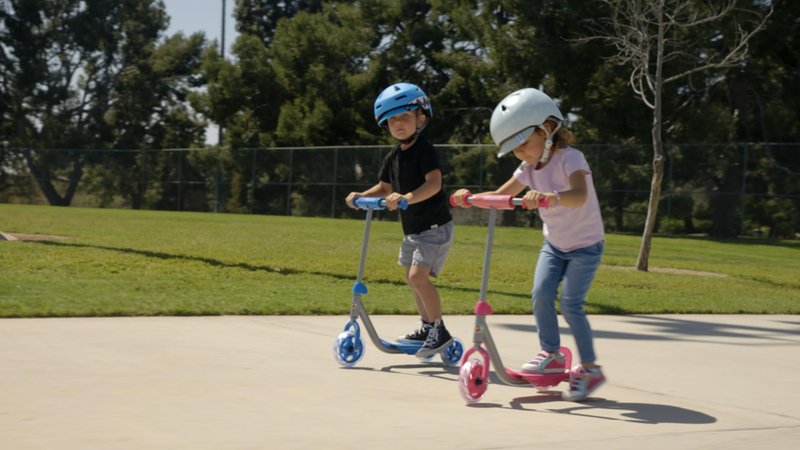 Razor Jr. Lil' Kick Scooter 19 x 5.25 x 9