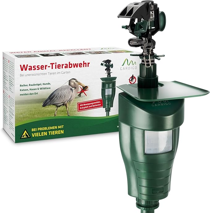 GARDIGO® Water Jet Animal Repellent | Bird Repellent, Heron Repellent, Cat Repellent Garden | Motion Activated Sprinkler | Up to 33ft Range | Pigeon Deterrent Heron Scarer | Batteries Included