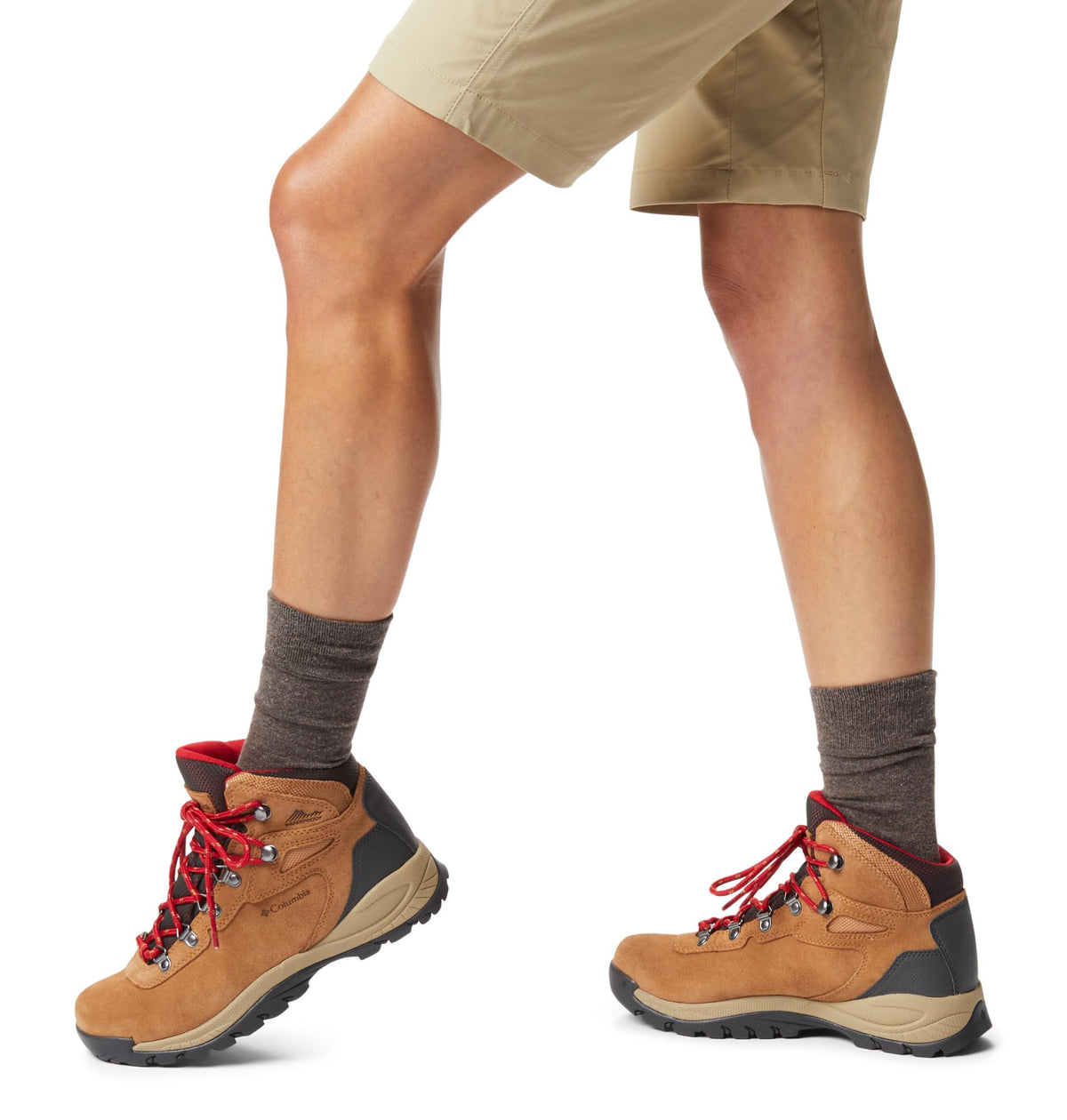 Columbia Women's Newton Ridge Plus Waterproof Amped, 2024 Elk/Mountain Red, 7