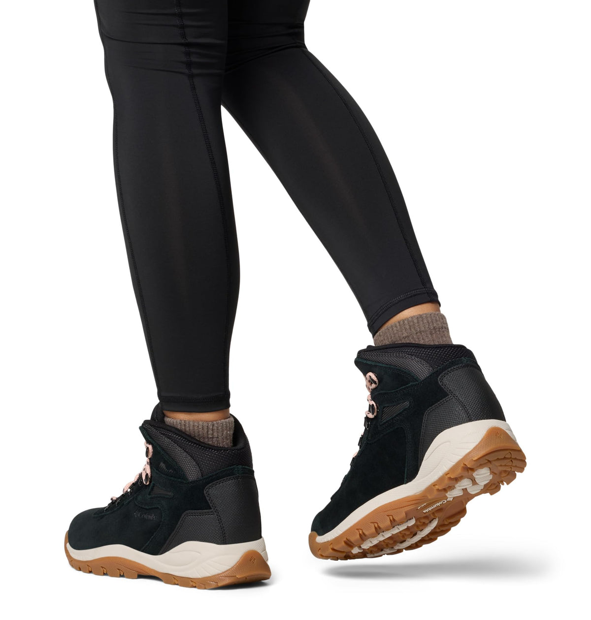 Columbia Womens Newton Ridge Plus Waterproof Amped, Black/Blush Rose, 5.5 Wide