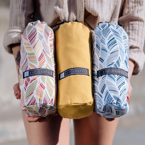 BAY LAUREL Turkish Beach Towel - Quick Dry, Sand-Free, Lightweight, Large 39 x 71 - Aqua with Blue Floral Bag