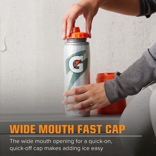 Gatorade Insulated Squeeze Bottle - 30oz Capacity for Hydration On-the-Go