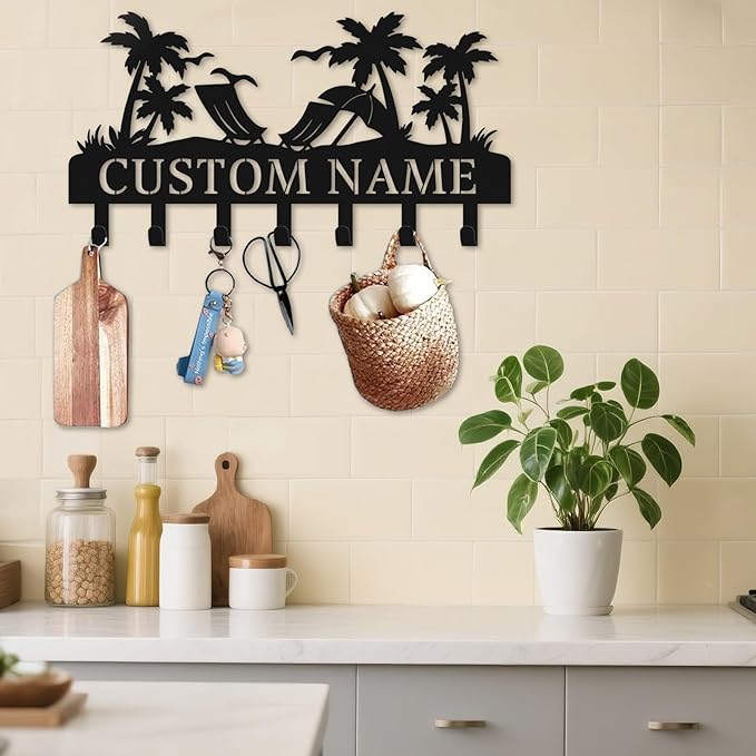 Personalized Key Holder for Wall, Custom Name Metal Key Hanger, Key Hooks with Beach Design, Metal Palm Tree Wall Decor for Living Room, Entryway, Office, Home Decor Aesthetic