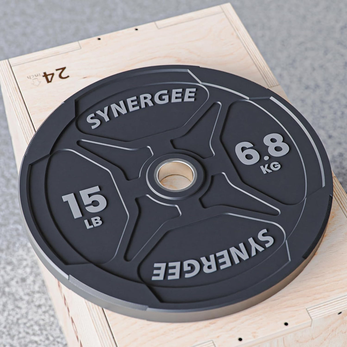 Synergee Bumper Plates – Durable Olympic Weight Plates, Low-Bounce Rubber for Strength Training, Powerlifting, and Functional Workouts.