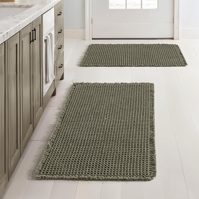 MIULEE Set of 2 Waffle Bathroom Rugs, Super Absorbent Non Slip Bath Rugs, Washable Bath Mats with Tassels, Ultra Soft Rubber Backed Shower Mats for Bathroom Floor, Tub, Green, 17x24 Inch
