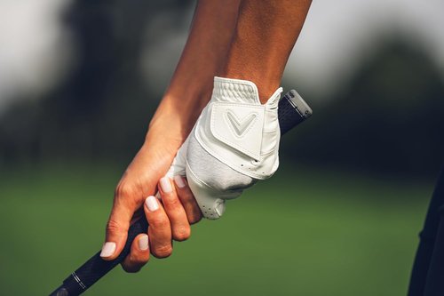 Callaway Golf Fusion Glove - Premium Comfort & Grip for Enhanced Performance | Right Handed, White