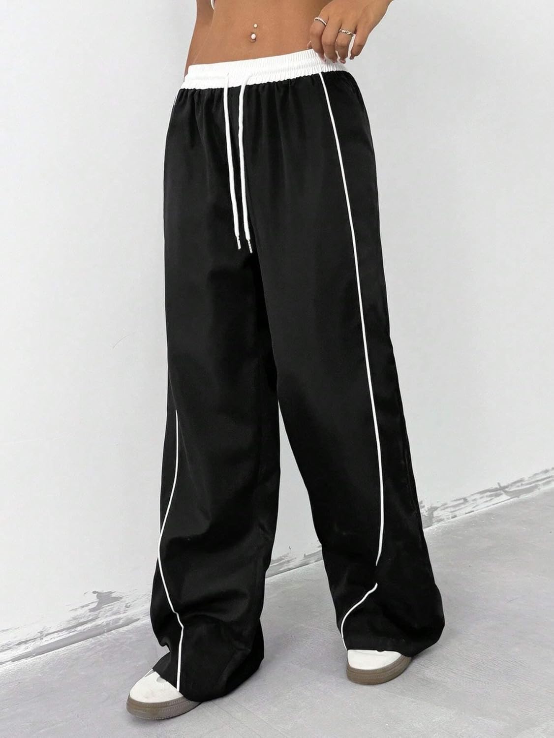 ZAFUL Women's Y2K Wide Leg Cargo Sweatpants - Comfortable Drawstring Joggers with Pockets