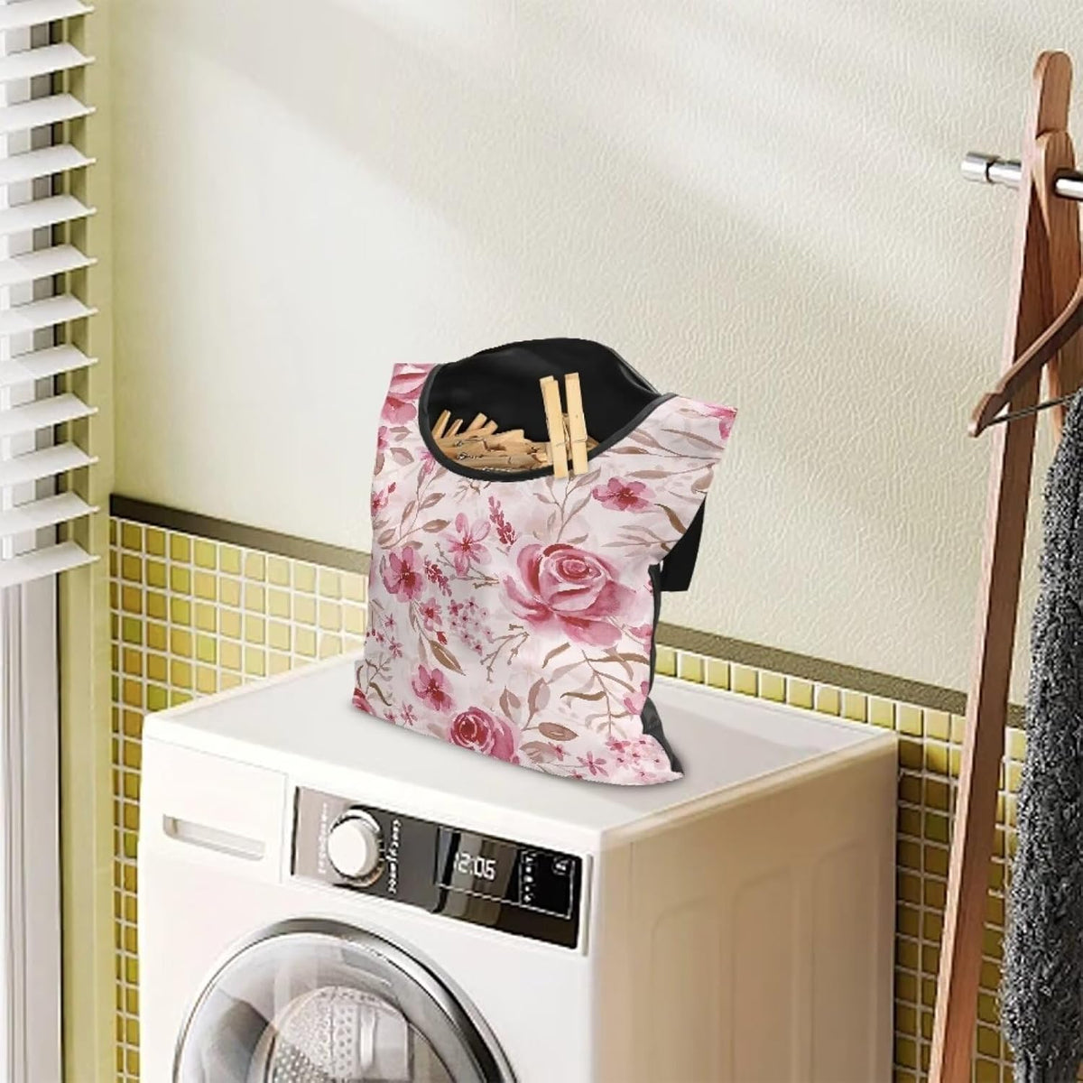 Pink Flowers Clothespin Bag Laundry Hanging Storage Organizer Clothes Pin Hanging Bag with Rope Clothespin Holder with an Space-Saving Opening for Clothesline Outdoor