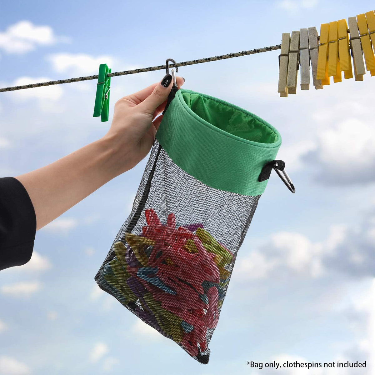 Mesh Clothespin Bag with Hooks Hanging Clothes Pin Bag with Drawstring Closure Clothespin Holder, Ventilation and Moisture Resistance, Storage Organizer, Machine Washable （Green）