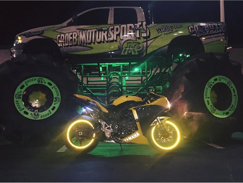 High-Intensity Reflective Safety Rim Tapes for All Vehicles - Customizable Sizes (17” for Sports Bikes)