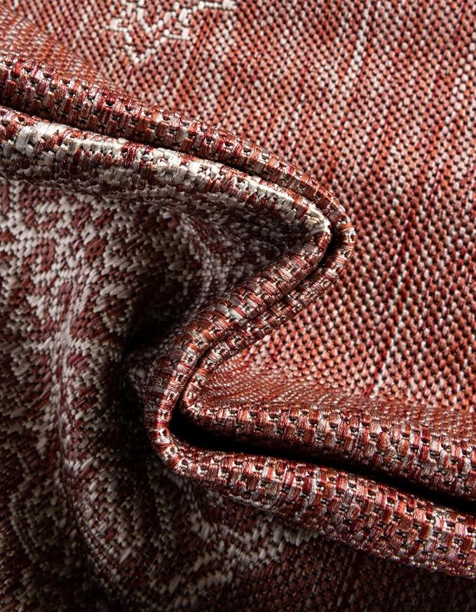 Unique Loom Outdoor Traditional Collection Area Rug - Antique (7' 10" x 10' Rectangle Rust Red/Ivory)