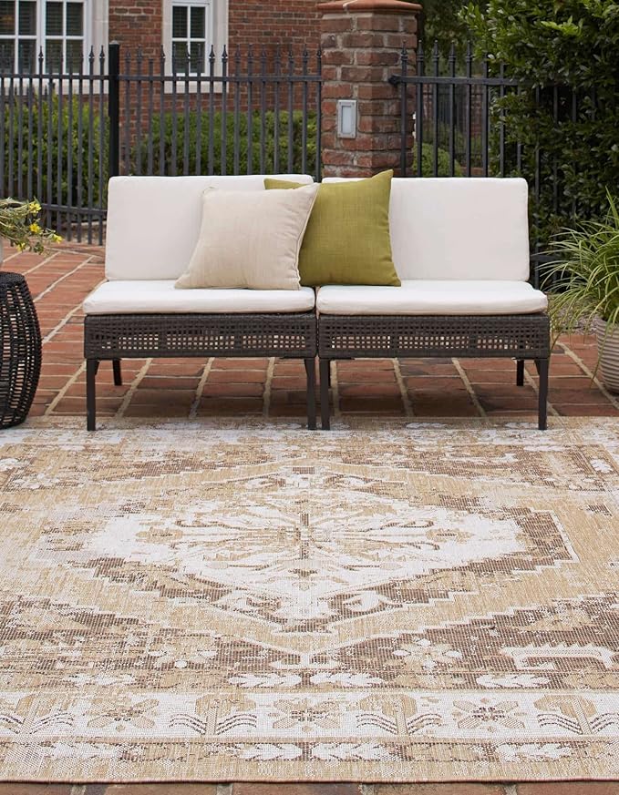 Unique Loom Outdoor Traditional Collection Area Rug - Valeria (10' Square, Natural/ Ivory)