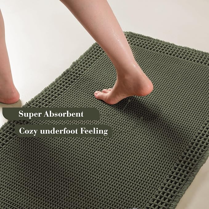RESARE Waffle Bath Mat for Bathroom, Super Absorbent Bathroom Rugs Non Slip Machine Washable, Ultra Soft Quick Dry Boho Bath Rugs with Tassels for Floor, Upgraded Bordered Design, 17"x24" Green