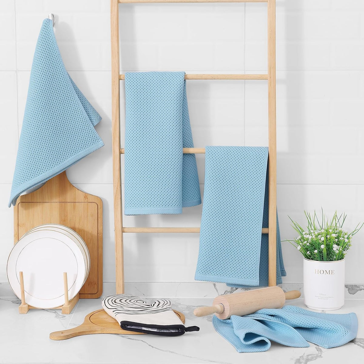 Homaxy 100% Cotton Waffle Weave Kitchen Dish Towels, Ultra Soft Absorbent Quick Drying Cleaning Towel, 13 x 28 Inches, 4-Pack, Sky Blue