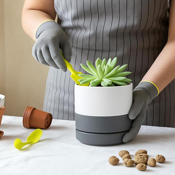 D'vine Dev 3.5 Inch & 4.7 Inch Ceramic Planter Pots for Plants with Drainage Hole and Saucer, X-Small Plant Pots Set, White/Speckled Grey, 94-G-XS-6