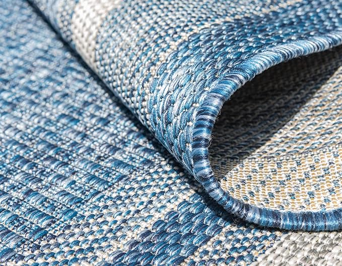 Unique Loom Outdoor Border Collection Area Rug - Soft Border (4' 1" x 6' 1" Rectangle, Blue/ Ivory)