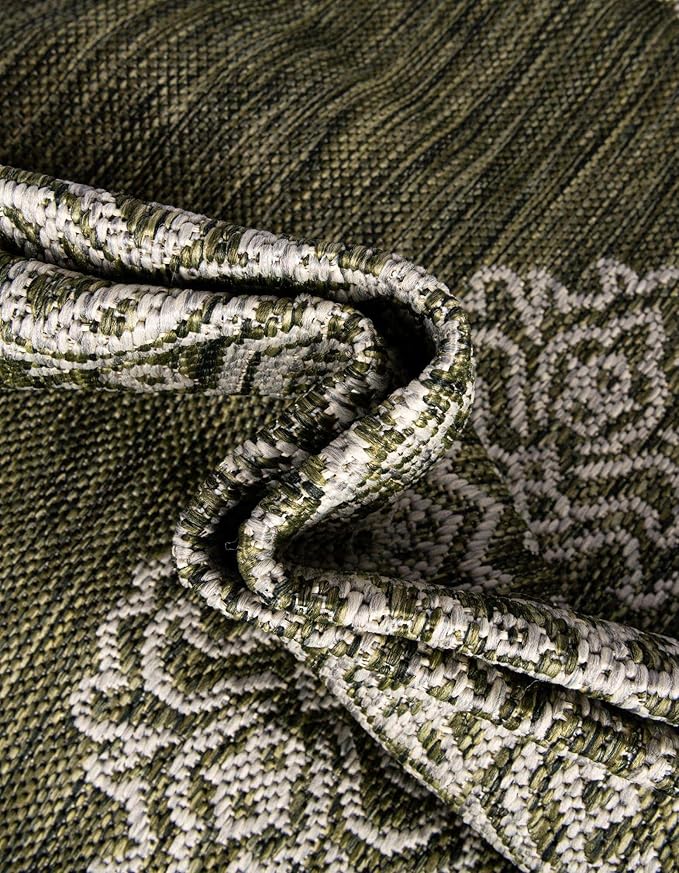 Unique Loom Outdoor Traditional Collection Area Rug - Antique (10' Round Green/Ivory)