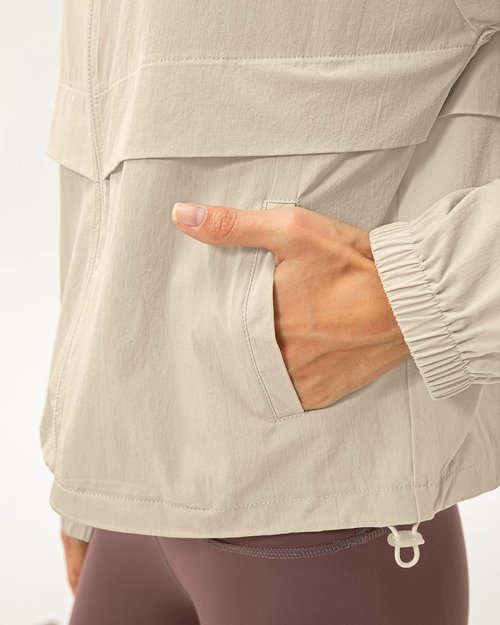 Gacaky Women's Lightweight Athletic Jacket - Sun Protection Full Zip Long Sleeve Workout Top