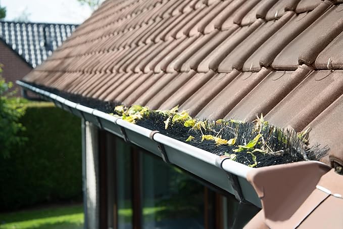 Gutter Brush Guard, Prevents Clogs, Filters Leaves, for 5 Inch Gutters (4.25 Inch - 140 Ft.)