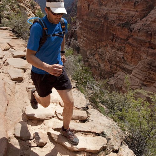 YAPJEB Hydration Bladder, BPA Free, 1L/1.5L/2L/3L, Portable Water Reservoir for Running, Hiking, Climbing, Cycling (PEVA, 1L)