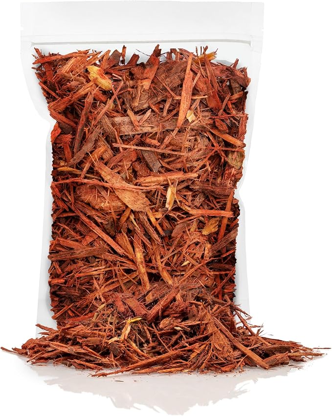 Gardenera Red Mulch - Retain Moisture and Promote Healthy Root Growth in Your Landscape - 4 QUARTS