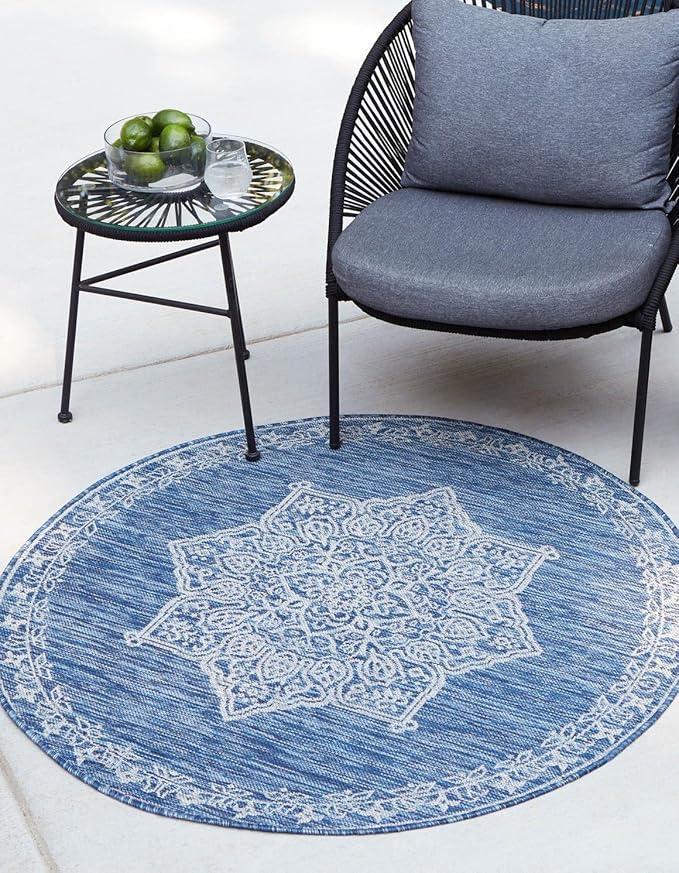 Unique Loom Outdoor Traditional Collection Area Rug - Antique (7' 10" Round Blue/Ivory)