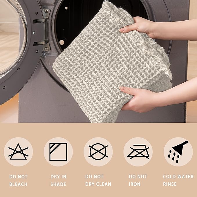 Waffle Bath Mat Non Slip, Boho Bathroom Rug, Super Absorbent Quick Dry Bathroom Mat, Soft Farmhouse Bath Rug with Tassels, Small Washable Shower Mats for Floor 20"x32", Tassels Cream