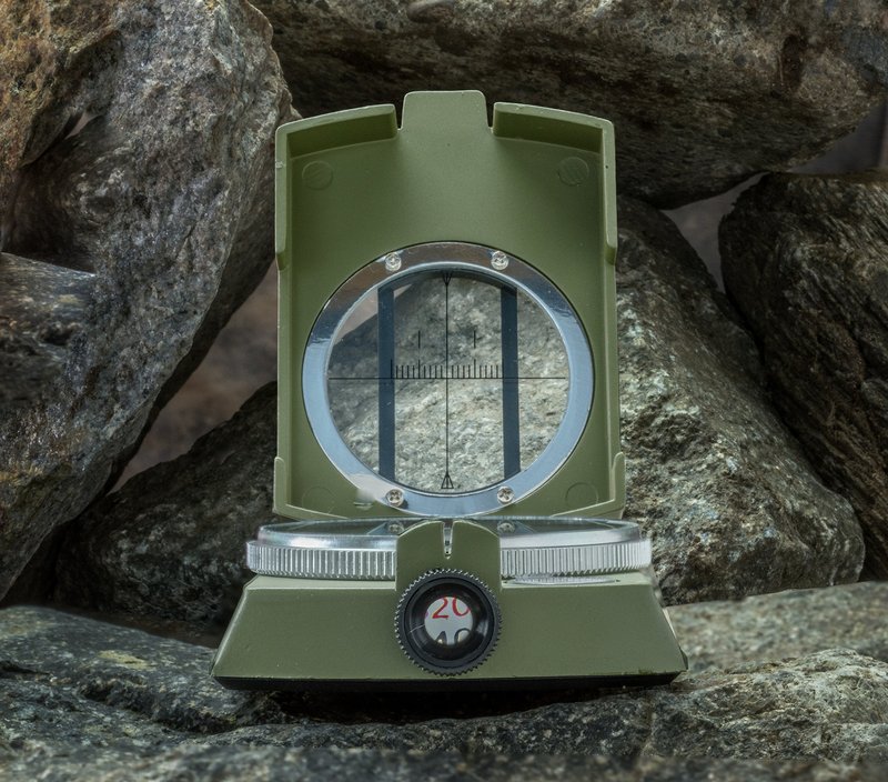 SE Military Lensatic and Prismatic Sighting Survival Emergency Compass with Pouch - CC4580