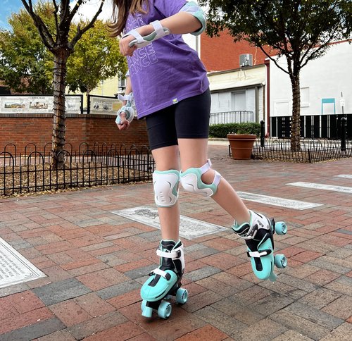 Lenexa Go GRO Adjustable Quad Roller Skate Bundle – Kids Roller Skates with Wrist Guards, Knee Pads, Elbow Pads, and Matching Backpack (Black, Teal, Adjustable Medium (12J to 2)