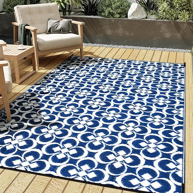 HUGEAR Outdoor Plastic Straw Rug, Waterproof Outdoor Rugs for Patios Clearance, Reversible Area Rug, Large Outside Carpet for Camping, Balcony, RV, Deck, Picnic, Beach (5x8ft Clover/Blue&White)