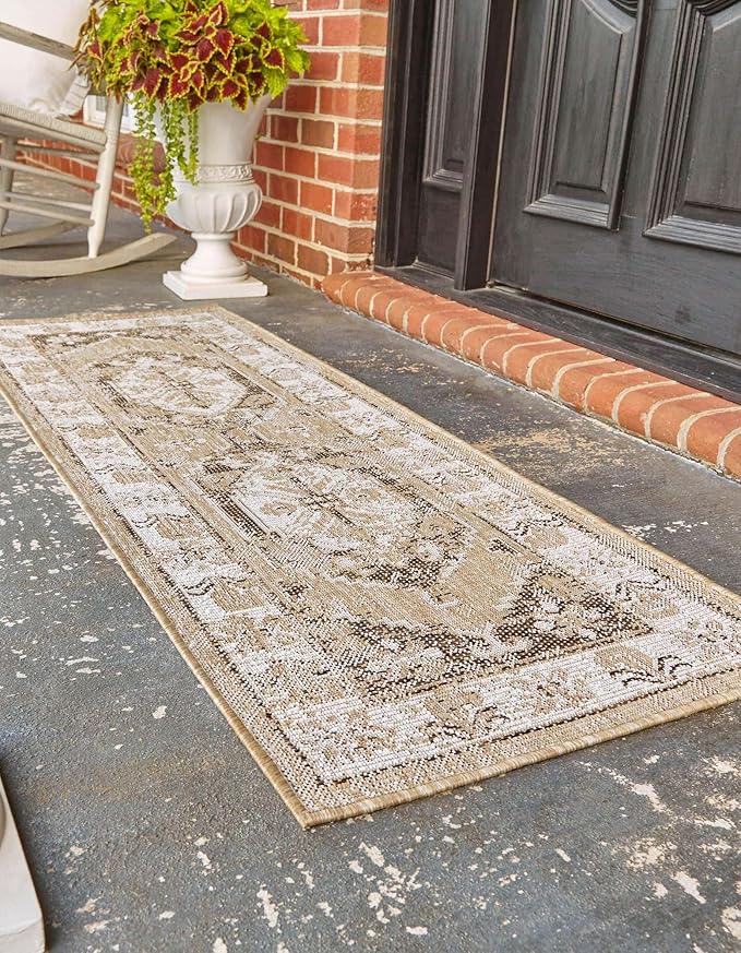 Unique Loom Outdoor Traditional Collection Area Rug - Valeria (2' 7" x 12' 2" Runner, Natural/ Ivory)