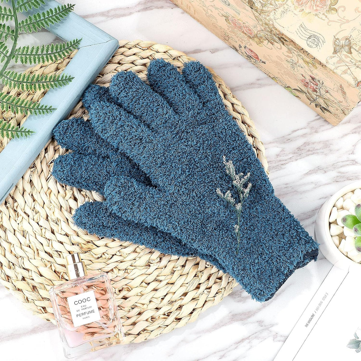Patelai 2 Pairs Microfiber Gloves for plants Dusting Cleaning Glove Mittens House Cars Blinds Dusting(Blue, Large)