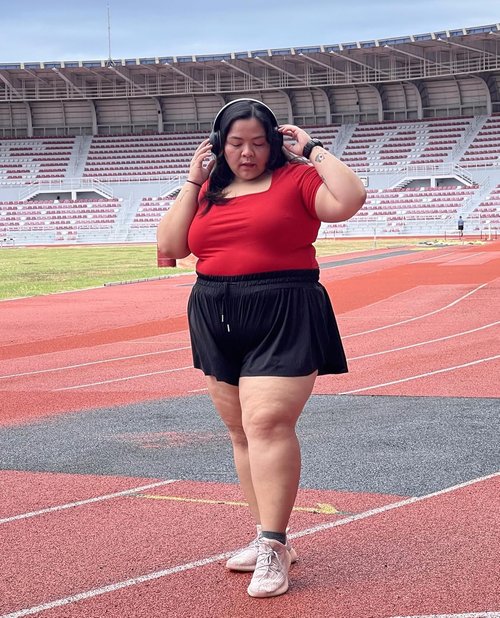 COOTRY Plus Size Flowy Athletic Shorts - 2 in 1 High Waist Butterfly Design for Summer Workouts