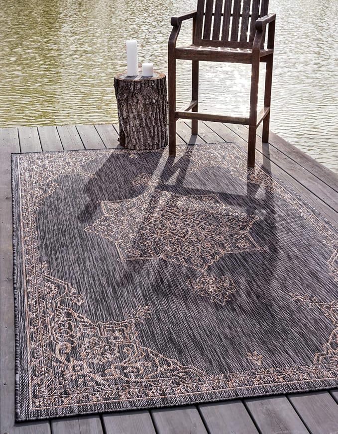 Unique Loom Outdoor Traditional Collection Area Rug - Antique (8' x 11' 4" Rectangle, Charcoal Gray/ Natural)