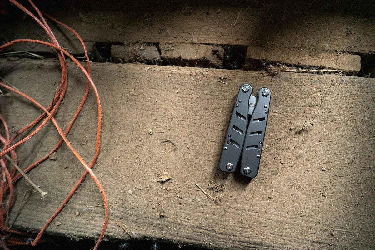 Schrade Delta Class 14-in-1 Multi-Tool - 6.5in EDC Pocket Tool, Durable 2Cr Stainless Steel