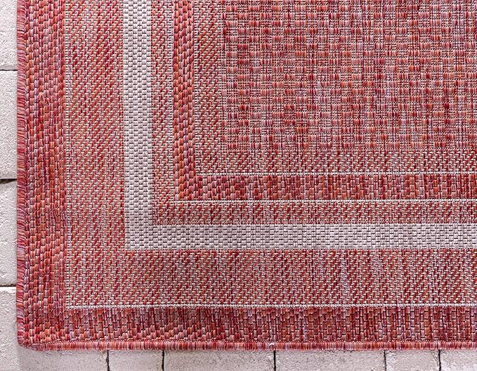 Unique Loom Outdoor Border Collection Area Rug - Soft Border (7' 10" x 11' 4" Rectangle, Rust Red/ Ivory)